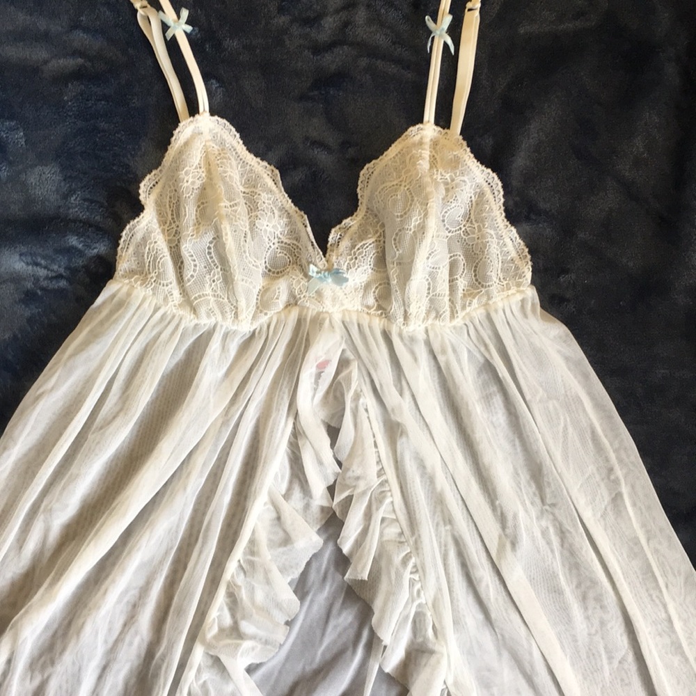 Delicate White Bridal Lingerie